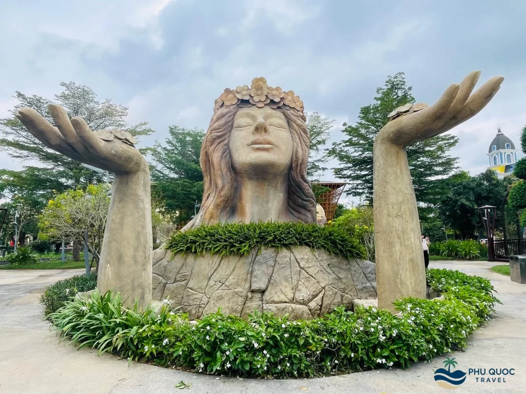 grand world phu quoc contemporaryarturbanpark3