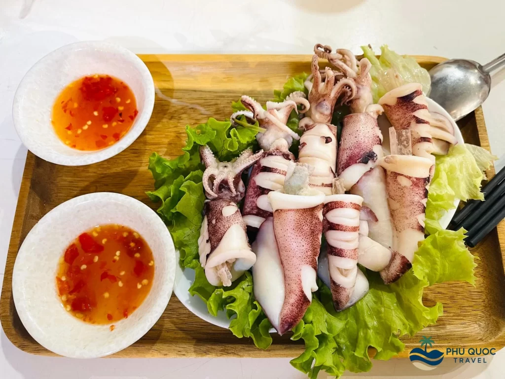 grandworld phuquoc bunquaydacsac