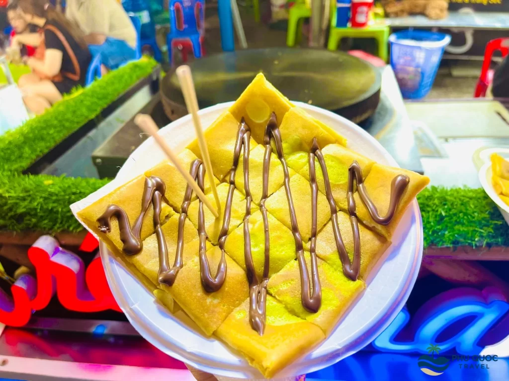 phu quoc night market crepe