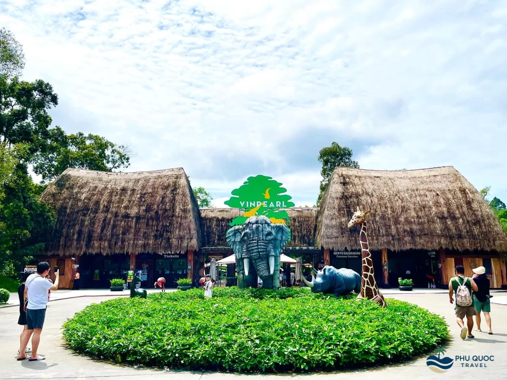 vinpearl safari phu quoc entrance