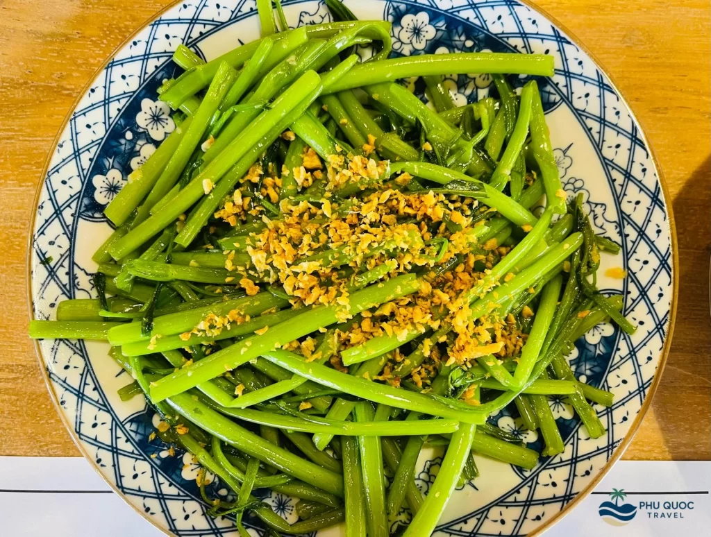 phu quoc viet kitchen fried morning glory