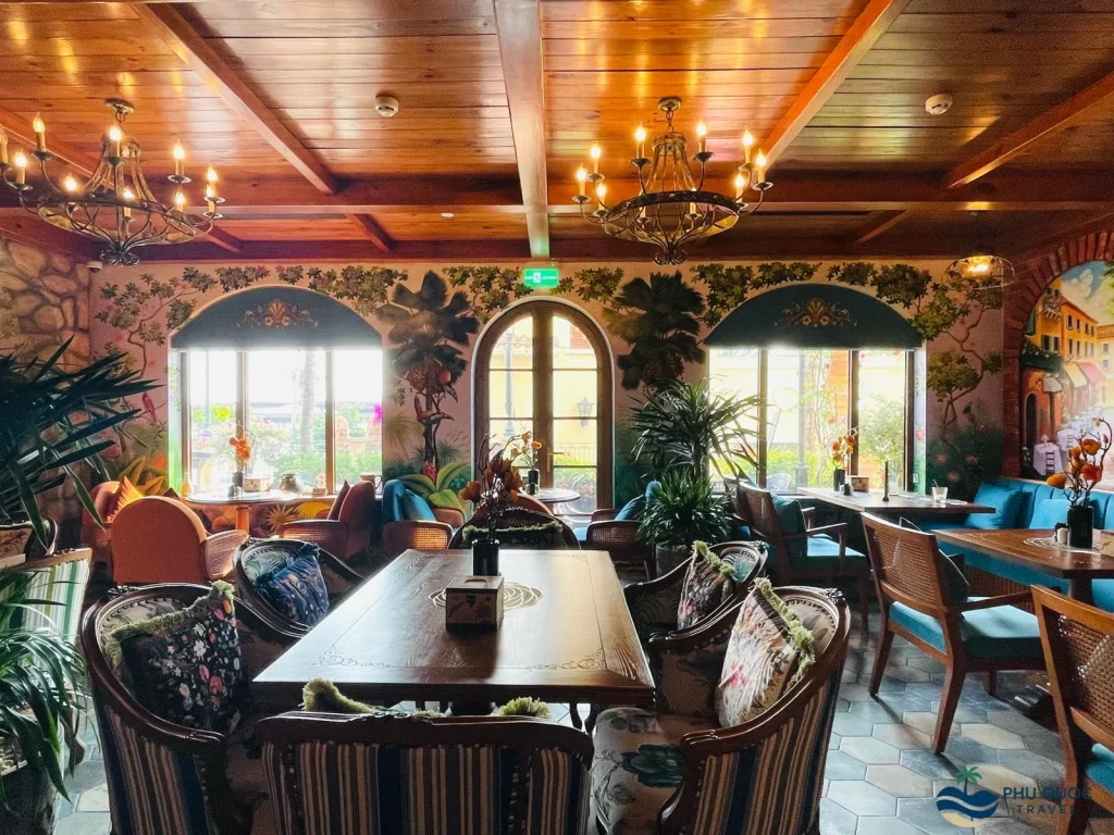 venice cafe sunset town phu quoc