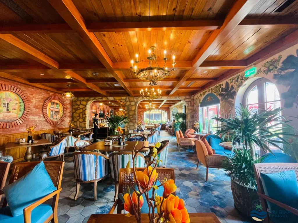 venice cafe sunset town phu quoc